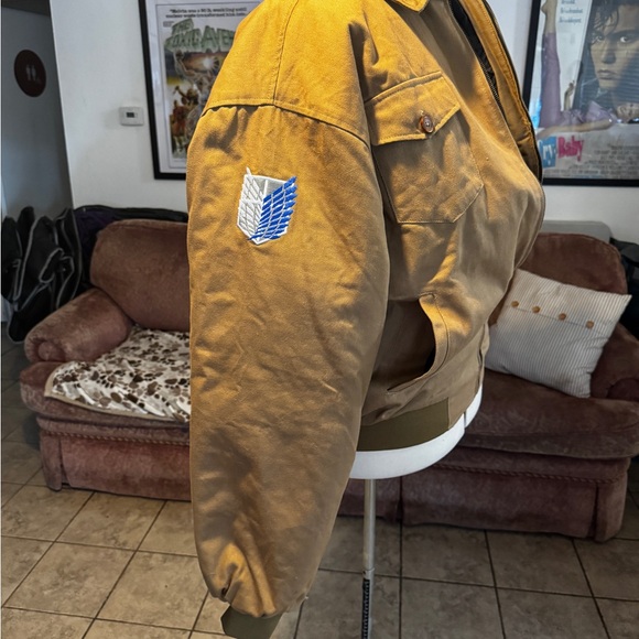 5x Attack on Titan Tan Jacket with Quilted Interior - Picture 4 of 8